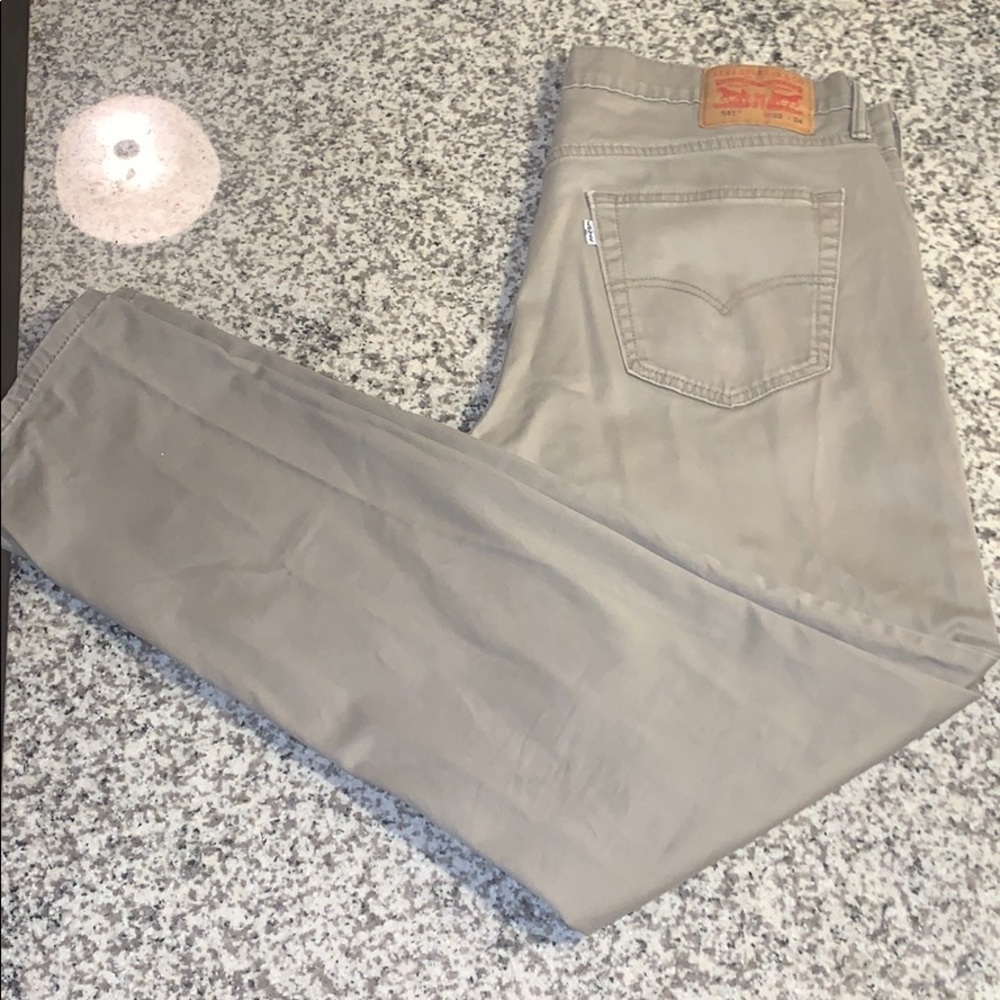 Men’s Levi jeans 541 33/34 athletic jeans